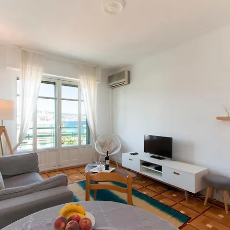 Апартаменты Maison Bianchi - 1156b Promenade Des
